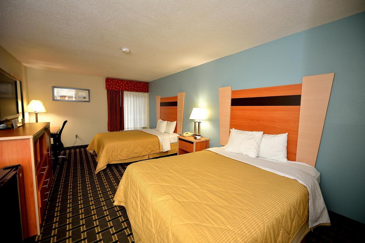 Baymont By Wyndham North Dartmouth Fall River Exterior photo